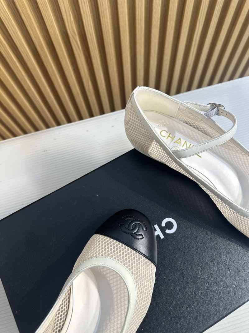 Chanel Low Shoes